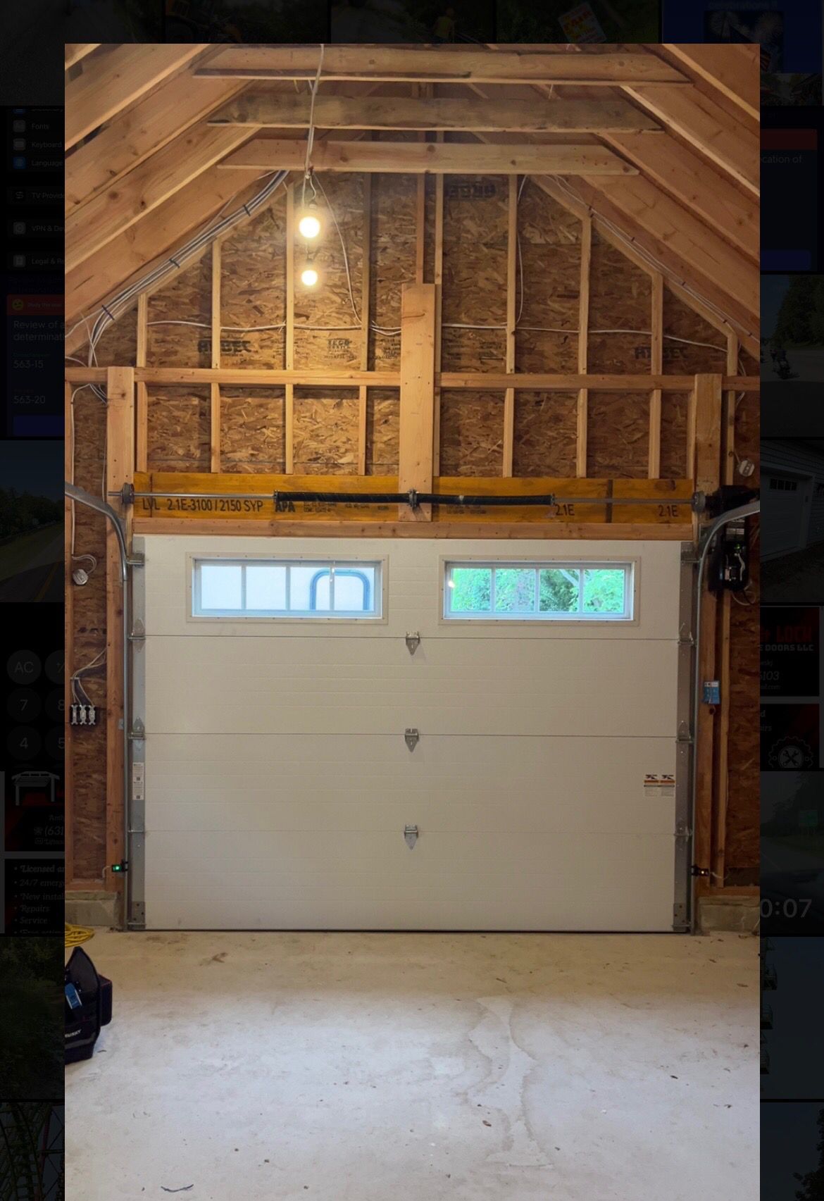 garage door repair technician Suffolk County